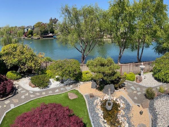 111 Anderson Rd, Alameda CA 94502