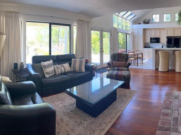 111 Anderson Rd, Alameda CA 94502