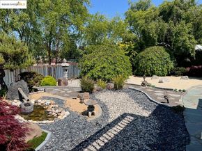 111 Anderson Rd, Alameda CA 94502