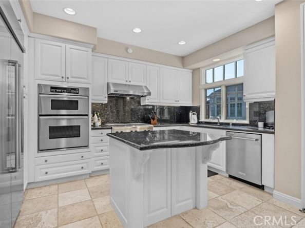 2548 Bungalow Place, Corona Del Mar (newport Beach) CA 92625
