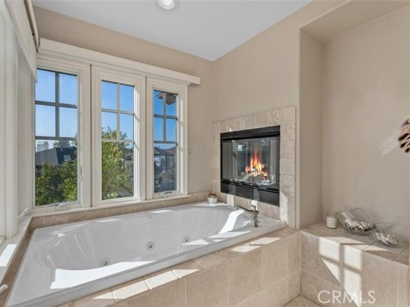 2548 Bungalow Place, Corona Del Mar (newport Beach) CA 92625