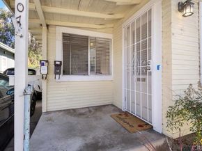 1607 Robinson Avenue, San Diego CA 92103
