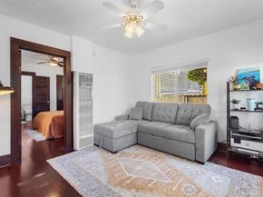 1607 Robinson Avenue, San Diego CA 92103