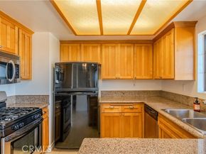 1095 W 14th, San Pedro (los Angeles) CA 90731