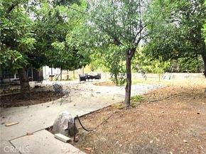 9854 Canby Avenue, Northridge (los Angeles) CA 91325
