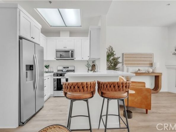 7111 La Tijera C101, Westchester (los Angeles) CA 90045