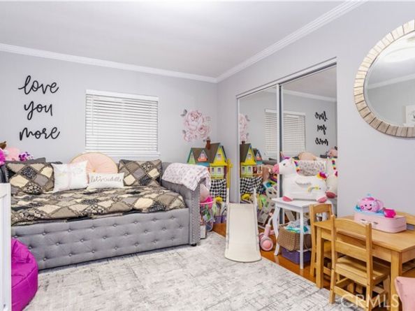 11117 Sylvan Street, North Hollywood (los Angeles) CA 91606