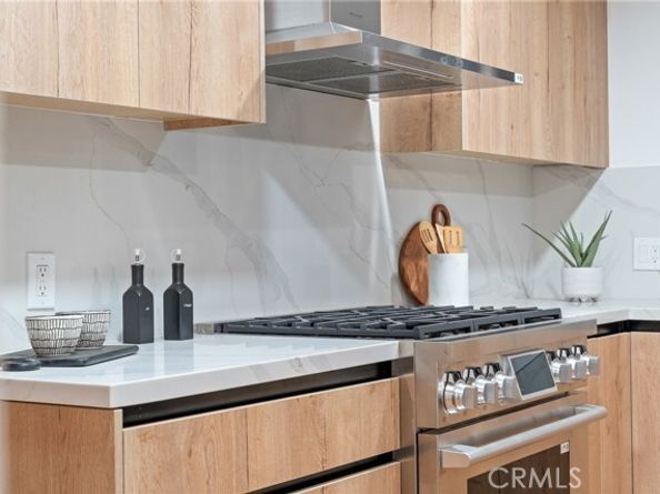 5166 Marmol Drive, Woodland Hills (los Angeles) CA 91364