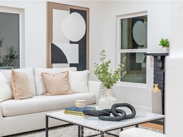 5166 Marmol Drive, Woodland Hills (los Angeles) CA 91364