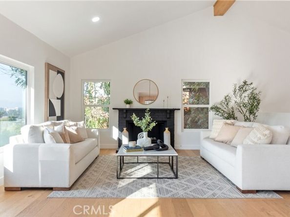 5166 Marmol Drive, Woodland Hills (los Angeles) CA 91364