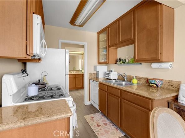 1410 W Lambert 202, La Habra CA 90631