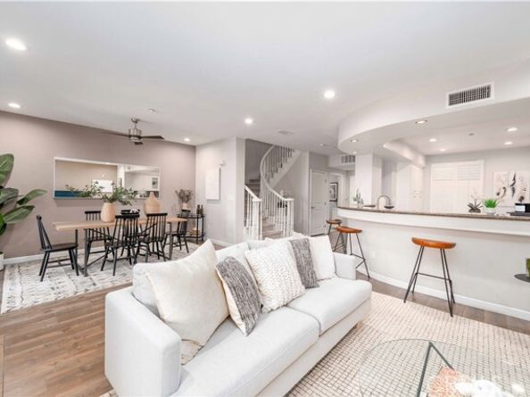 13031 Villosa Place 117, Los Angeles CA 90094