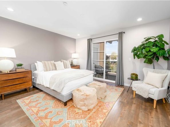 13031 Villosa Place 117, Los Angeles CA 90094