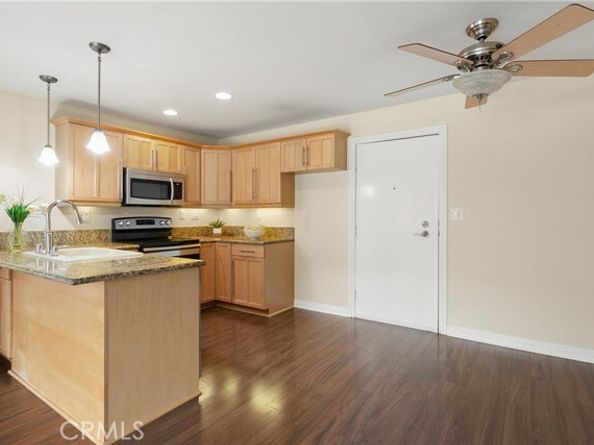 5585 E Pacific Coast Highway 232, Long Beach CA 90804