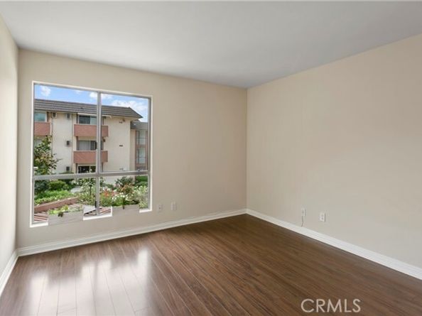 5585 E Pacific Coast Highway 232, Long Beach CA 90804