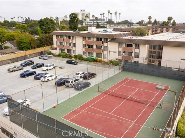 5585 E Pacific Coast Highway 232, Long Beach CA 90804