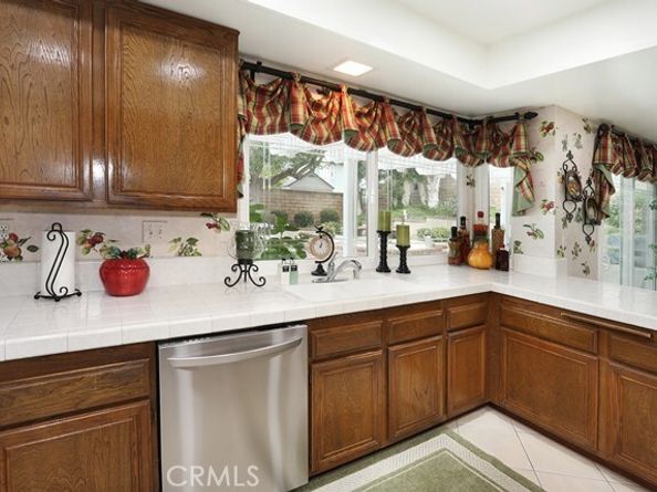 5685 Avenida Florencia, Yorba Linda CA 92887