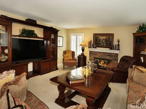 5685 Avenida Florencia, Yorba Linda CA 92887
