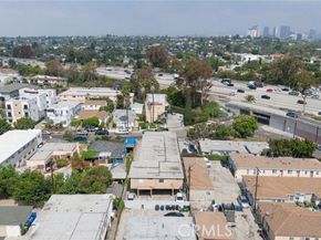 2614 S Garth Avenue, Los Angeles CA 90034