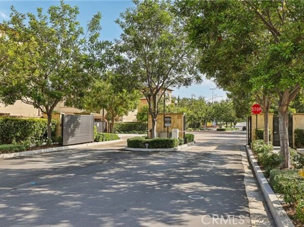 285 Pinnacle Drive, Lake Forest (el Toro) CA 92630