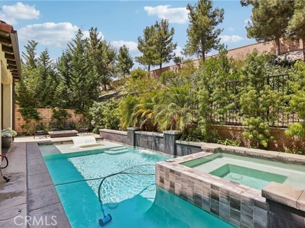 285 Pinnacle Drive, Lake Forest (el Toro) CA 92630