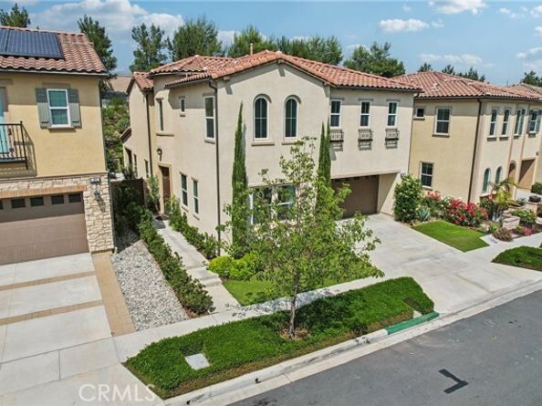 285 Pinnacle Drive, Lake Forest (el Toro) CA 92630