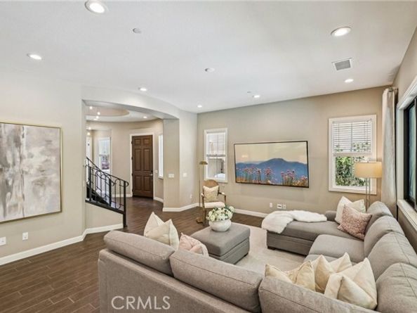 285 Pinnacle Drive, Lake Forest (el Toro) CA 92630