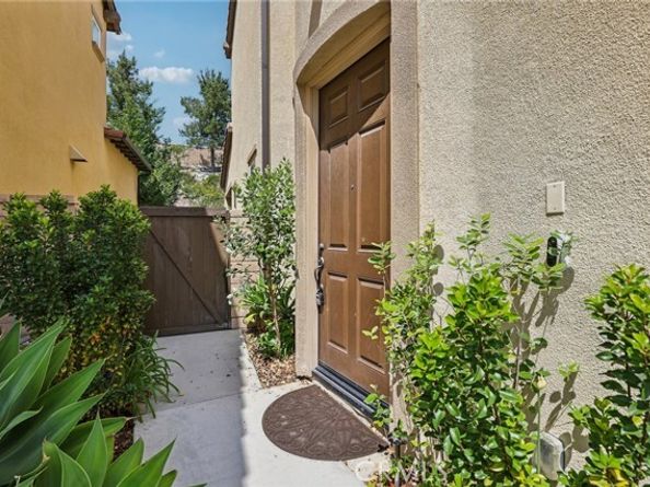 285 Pinnacle Drive, Lake Forest (el Toro) CA 92630