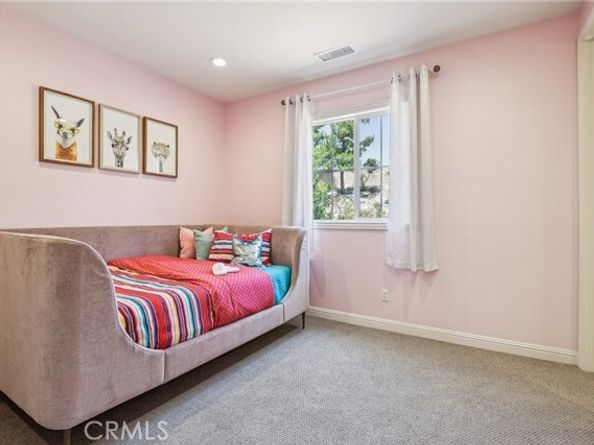 285 Pinnacle Drive, Lake Forest (el Toro) CA 92630