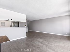 1187 East 3rd Street 305, Long Beach CA 90802