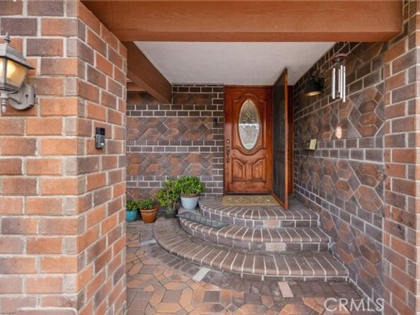 23908 Fernlake, Harbor City (los Angeles) CA 90710