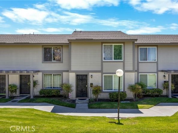 3010 Bradford D, Santa Ana CA 92707