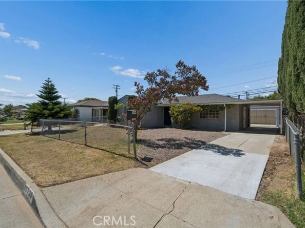 11739 Telechron, Whittier CA 90605