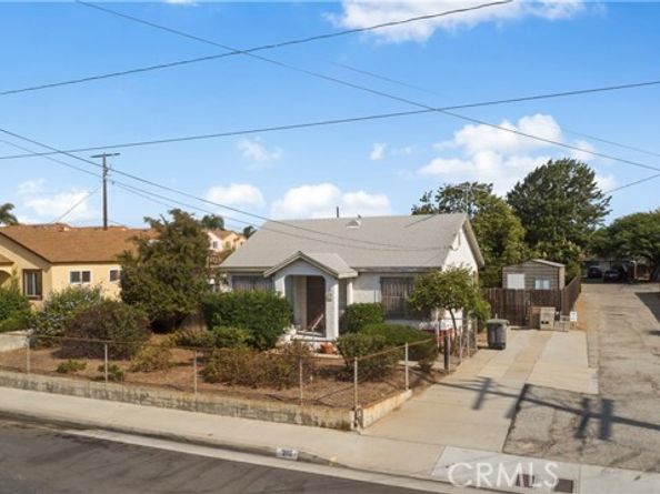 215 E 220th, Carson CA 90745