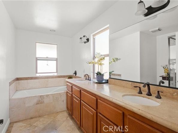 26404 Vermont Avenue 3, Harbor City (los Angeles) CA 90710