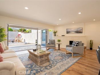 1718 W 27th