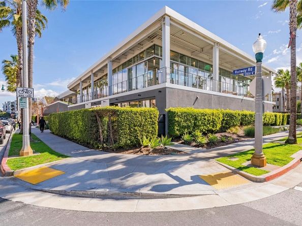 12963 Runway Road 101, Los Angeles CA 90094