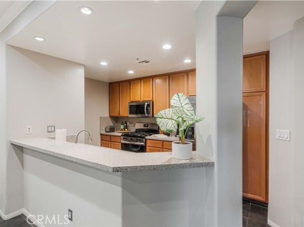 12963 Runway Road 101, Los Angeles CA 90094