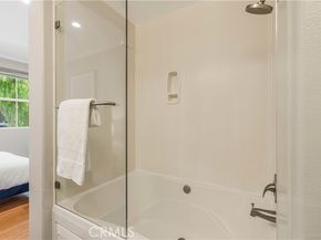 12963 Runway Road 101, Los Angeles CA 90094