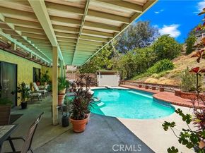 17149 Gledhill Street, Northridge (los Angeles) CA 91325