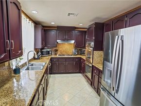 17149 Gledhill Street, Northridge (los Angeles) CA 91325