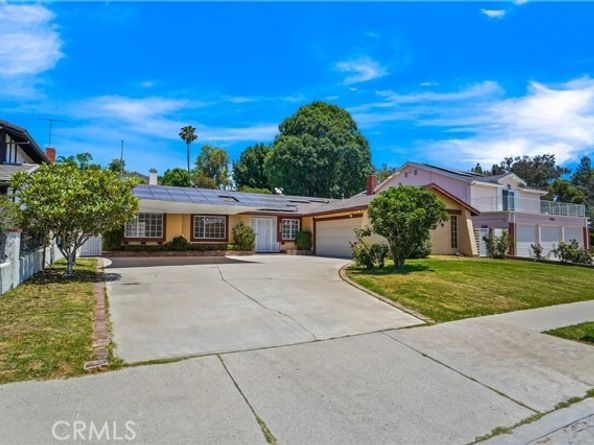 17149 Gledhill Street, Northridge (los Angeles) CA 91325