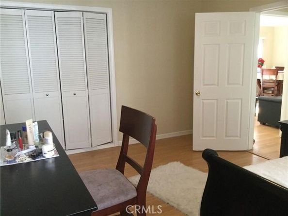 20957 Community Street, Canoga Park (los Angeles) CA 91304
