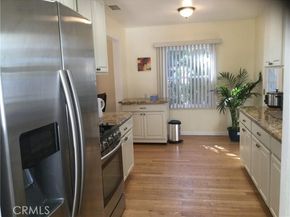 20957 Community Street, Canoga Park (los Angeles) CA 91304