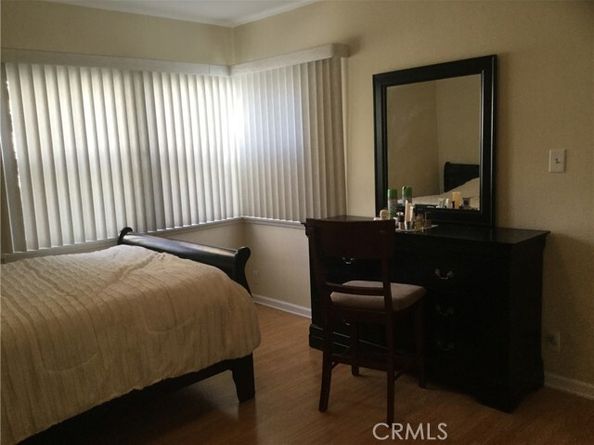 20957 Community Street, Canoga Park (los Angeles) CA 91304