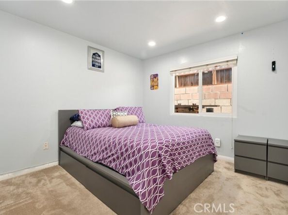 8303 Topeka Drive, Northridge (los Angeles) CA 91324
