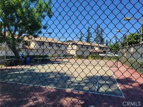 9800 Vesper Avenue 28, Panorama City (los Angeles) CA 91402