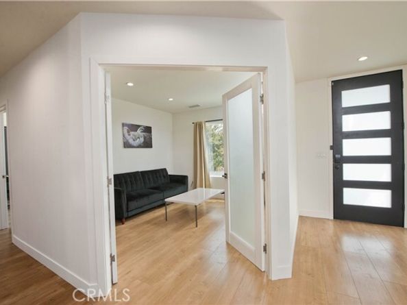 5907 Encino Avenue, Encino (los Angeles) CA 91316