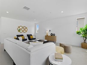 9531 N Andora Avenue, Chatsworth (los Angeles) CA 91311