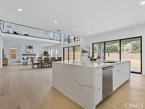 9531 N Andora Avenue, Chatsworth (los Angeles) CA 91311